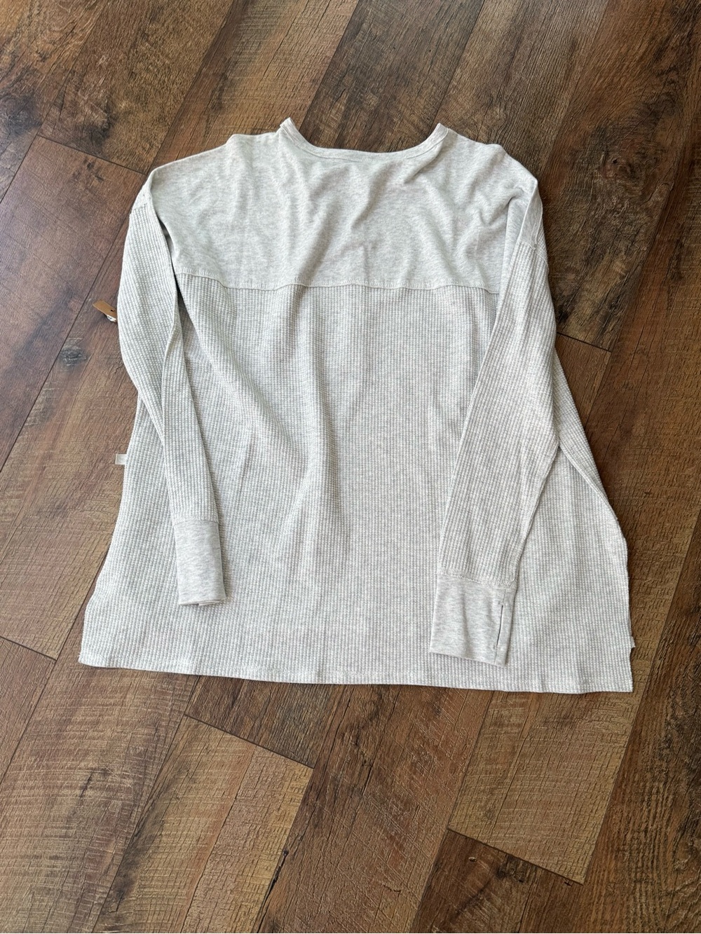 Light Gray Ribbed Henley Top - Picture 3 of 3